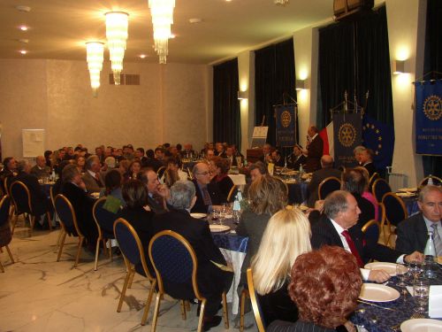 Introduzione del Presidente del Rotary Club di Forl