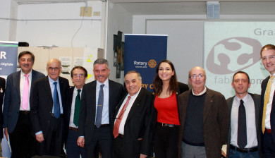al centro Domenico Scarpellini, Paolo Lucchi e l'amica socia del Rotary Club di Belgrado