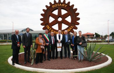 al centro il sindaco Palo Lucchi, Domenico Scarpellini, Mons. Piero Altieri e Gianluigi Trevisani